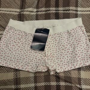 Brandy Melville pink floral shorts